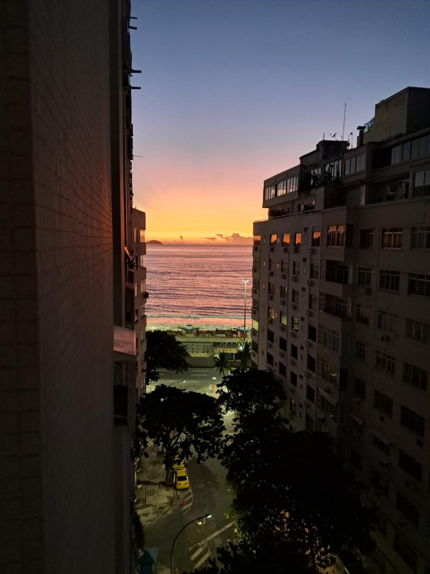 Bem Decorado E Localizado - Copacabana * Rio de Janeiro